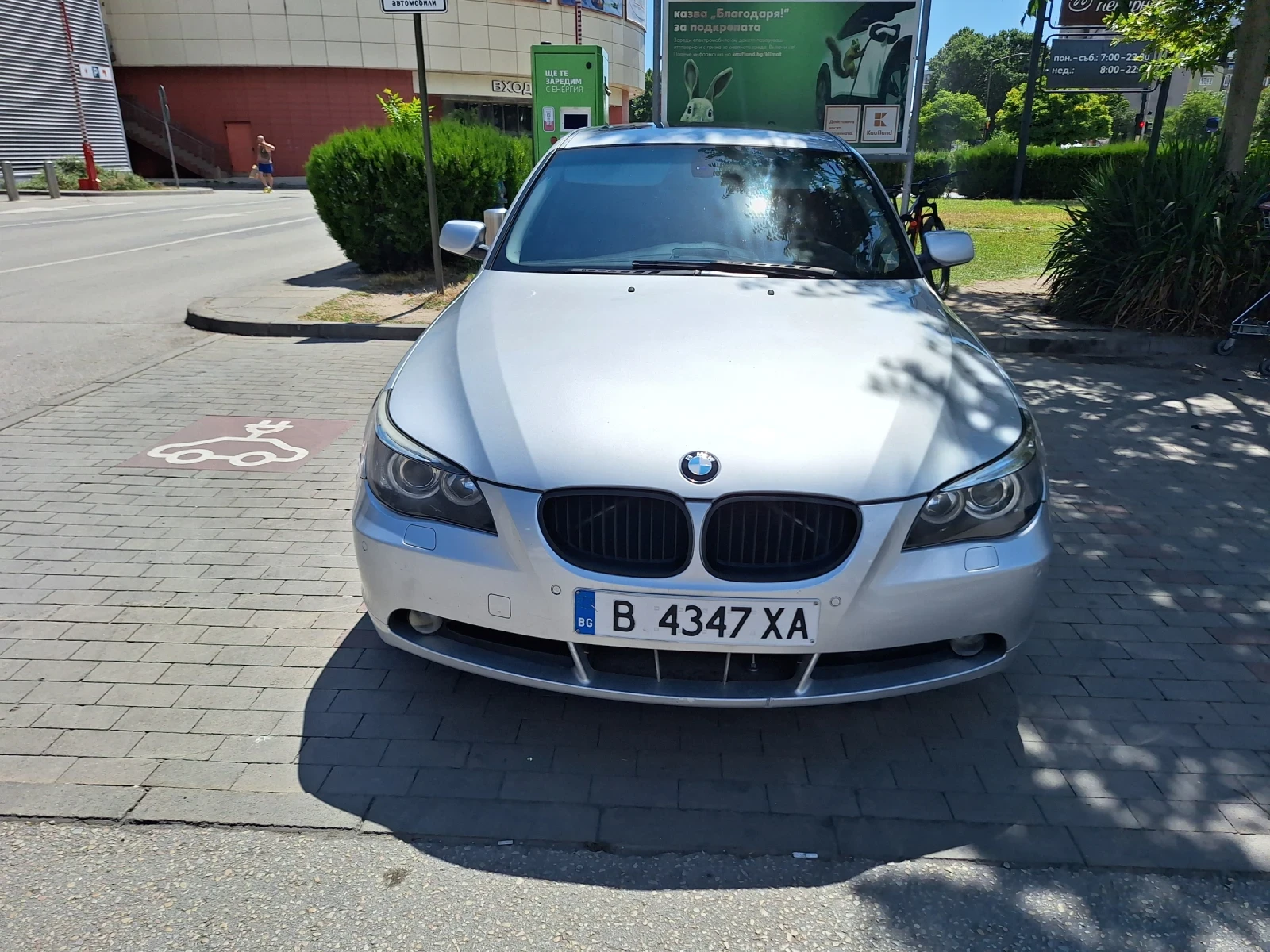 BMW 525