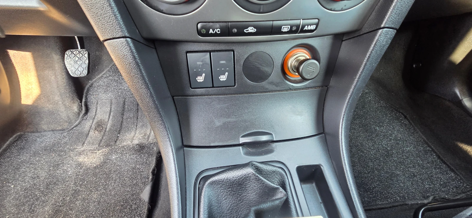Mazda 3 1.6 БЕНЗИН ВЕРИГА, снимка 9 - Автомобили и джипове - 55385222