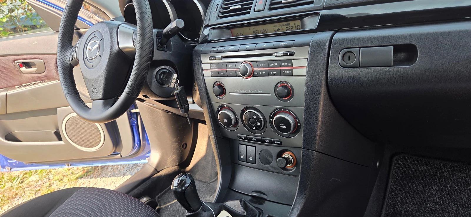Mazda 3 1.6 БЕНЗИН ВЕРИГА, снимка 12 - Автомобили и джипове - 55385222