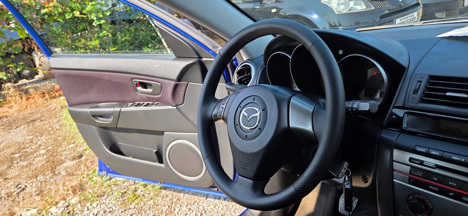 Mazda 3 1.6 БЕНЗИН ВЕРИГА, снимка 11 - Автомобили и джипове - 55385222