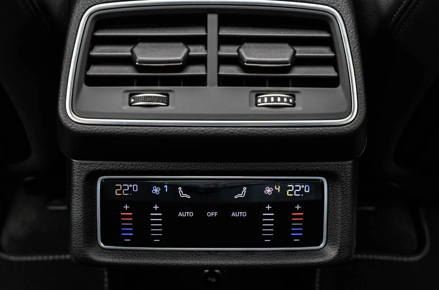 Audi E-Tron 50/313HP/SPORTBACK/S-LINE/PANO/360/HUD/ACC/789z, снимка 16 - Автомобили и джипове - 55704292