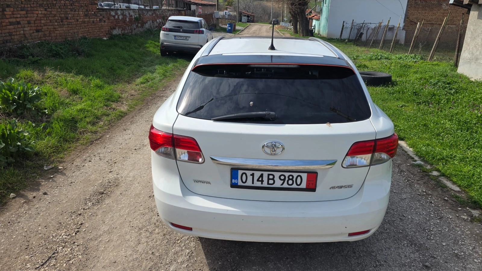 Toyota Avensis 2.0d, снимка 10 - Автомобили и джипове - 56121039