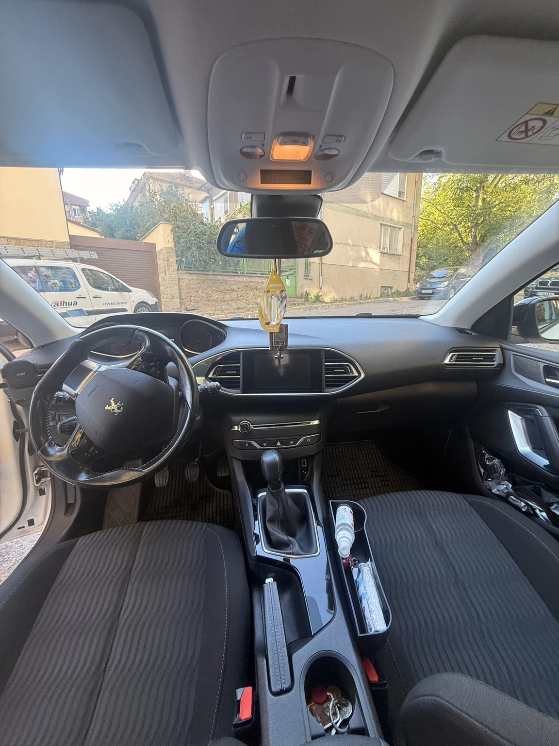 Peugeot 308 1.2 VTi 82 Active, снимка 14 - Автомобили и джипове - 56226843