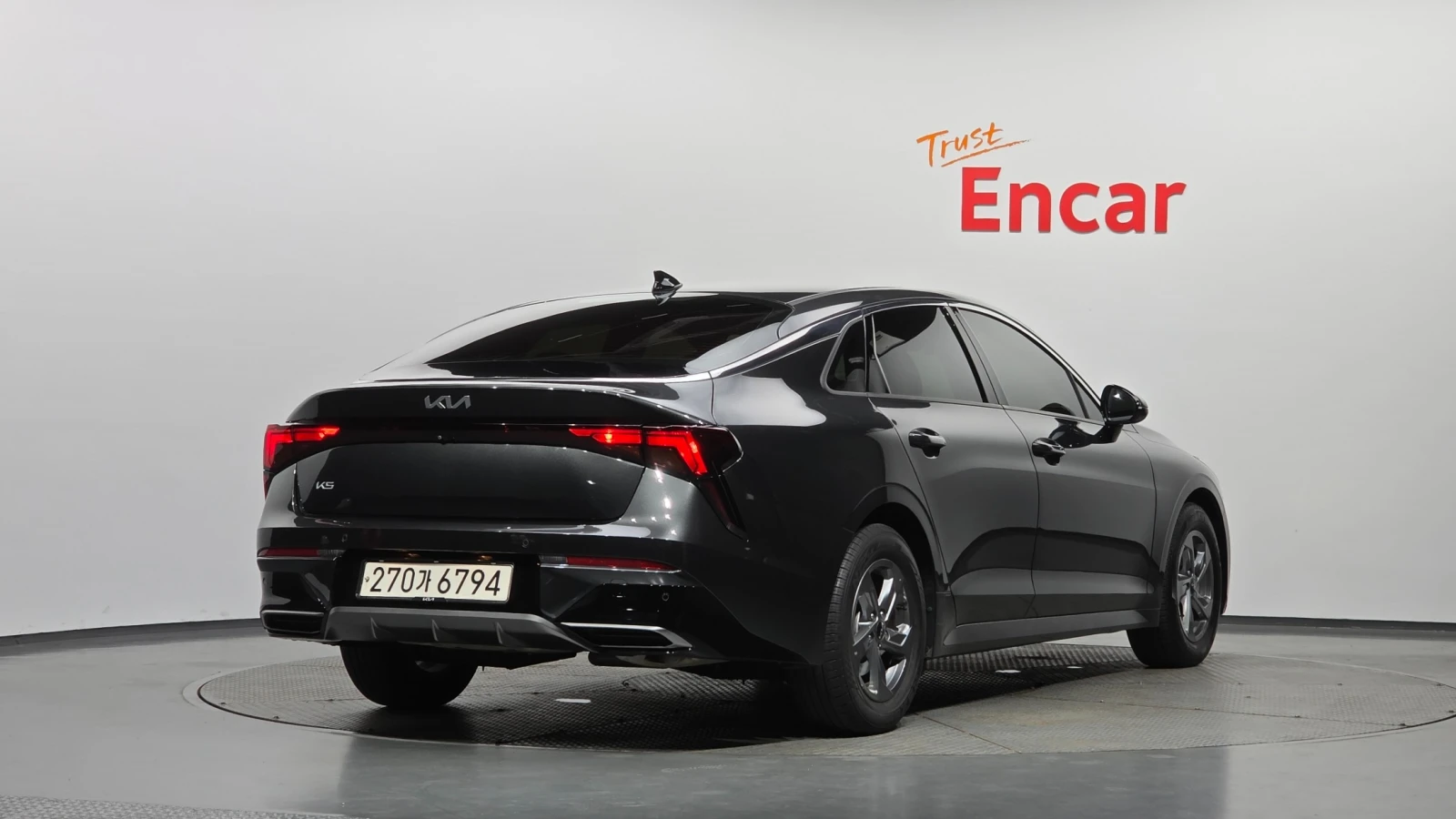 Kia K5 2.0 LPG * ПОДГРЕВ * КАМЕРА * 2 КЛЮЧА, снимка 3 - Автомобили и джипове - 56267907