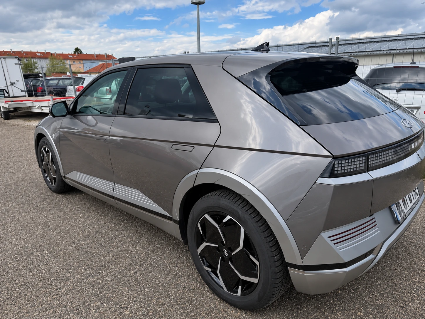 Hyundai Ioniq 5 TECHNIQELEKTRO/LONGRANGE/360CAMERA/МЪРТВА ТОЧКА/S , снимка 3 - Автомобили и джипове - 56269128