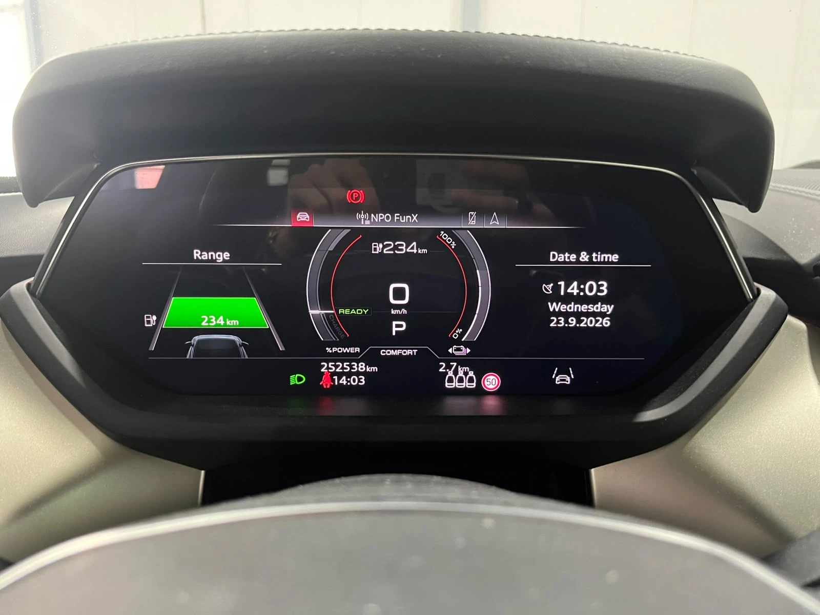Audi E-Tron GT GT 93 kWh Competition ���������� | Mobile.bg � ����������� 13