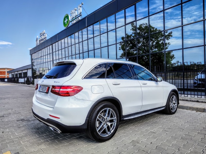 Mercedes-Benz GLC 250 * AMG* PANORAMA* 360 KAMERI* HEAD UP DISPLAY* FULL, снимка 2 - Автомобили и джипове - 46698224