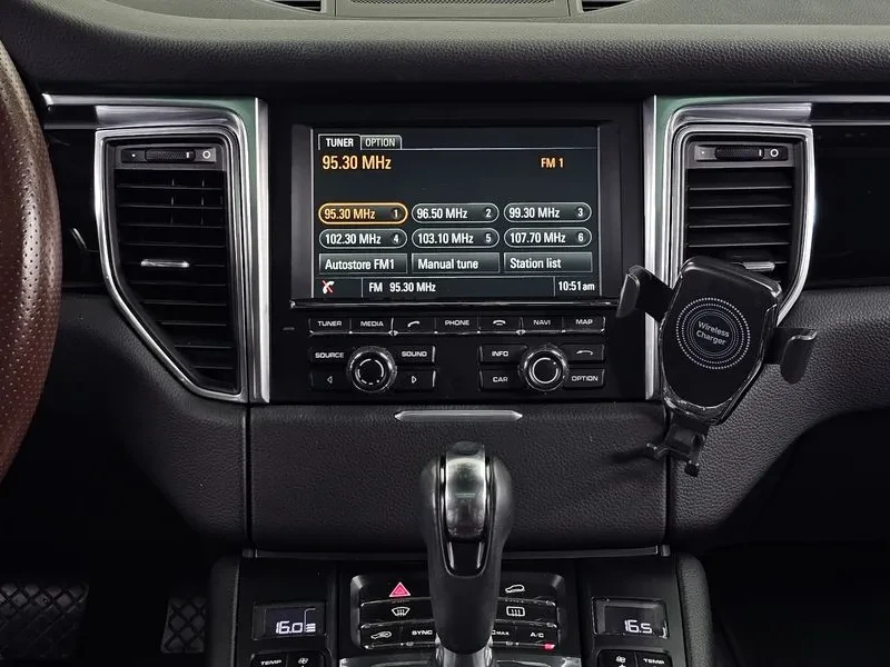 Porsche Macan 2.0, снимка 14 - Автомобили и джипове - 55740528