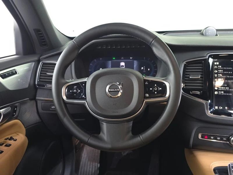 Volvo Xc90 2.0 339 hp Automatic, снимка 13 - Автомобили и джипове - 55813312