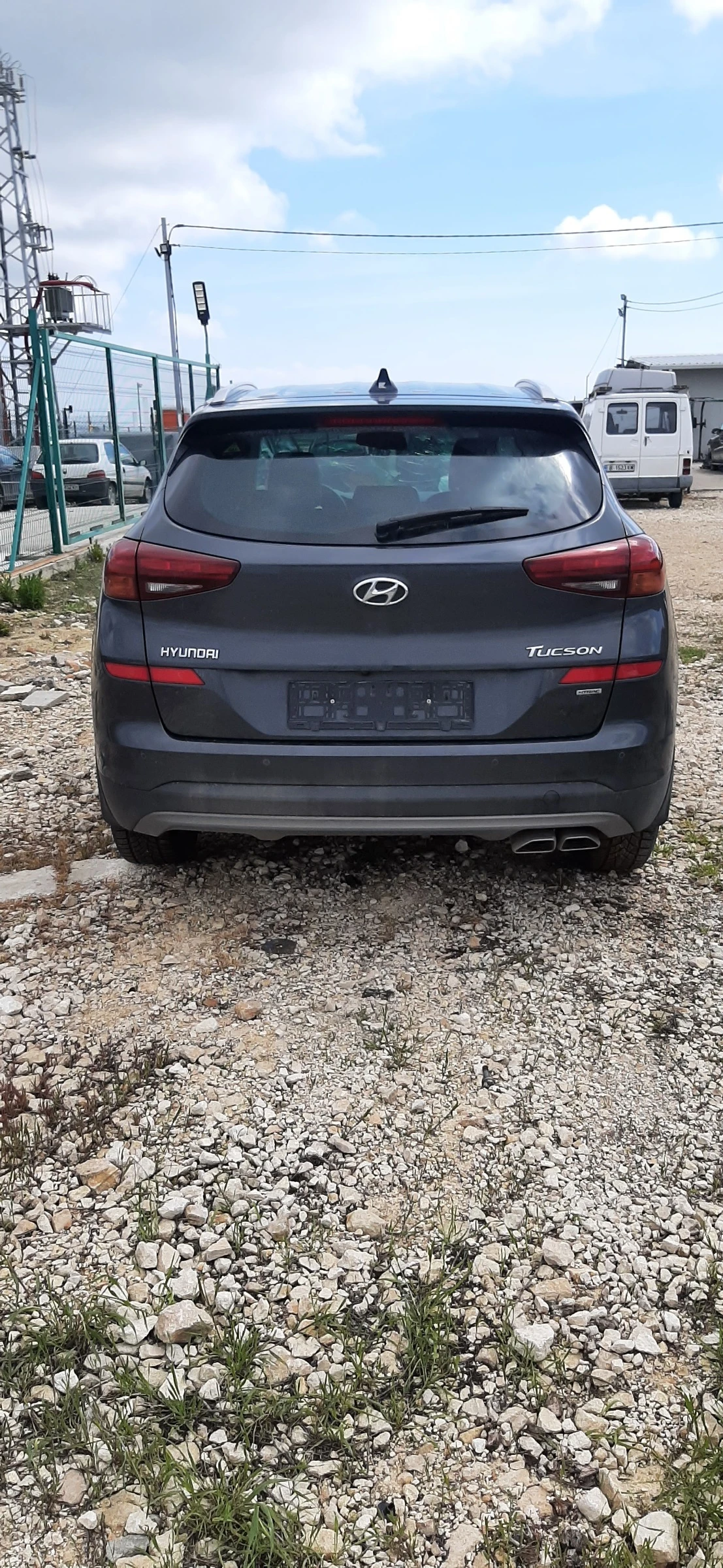 Hyundai Tucson 1,6i, снимка 1