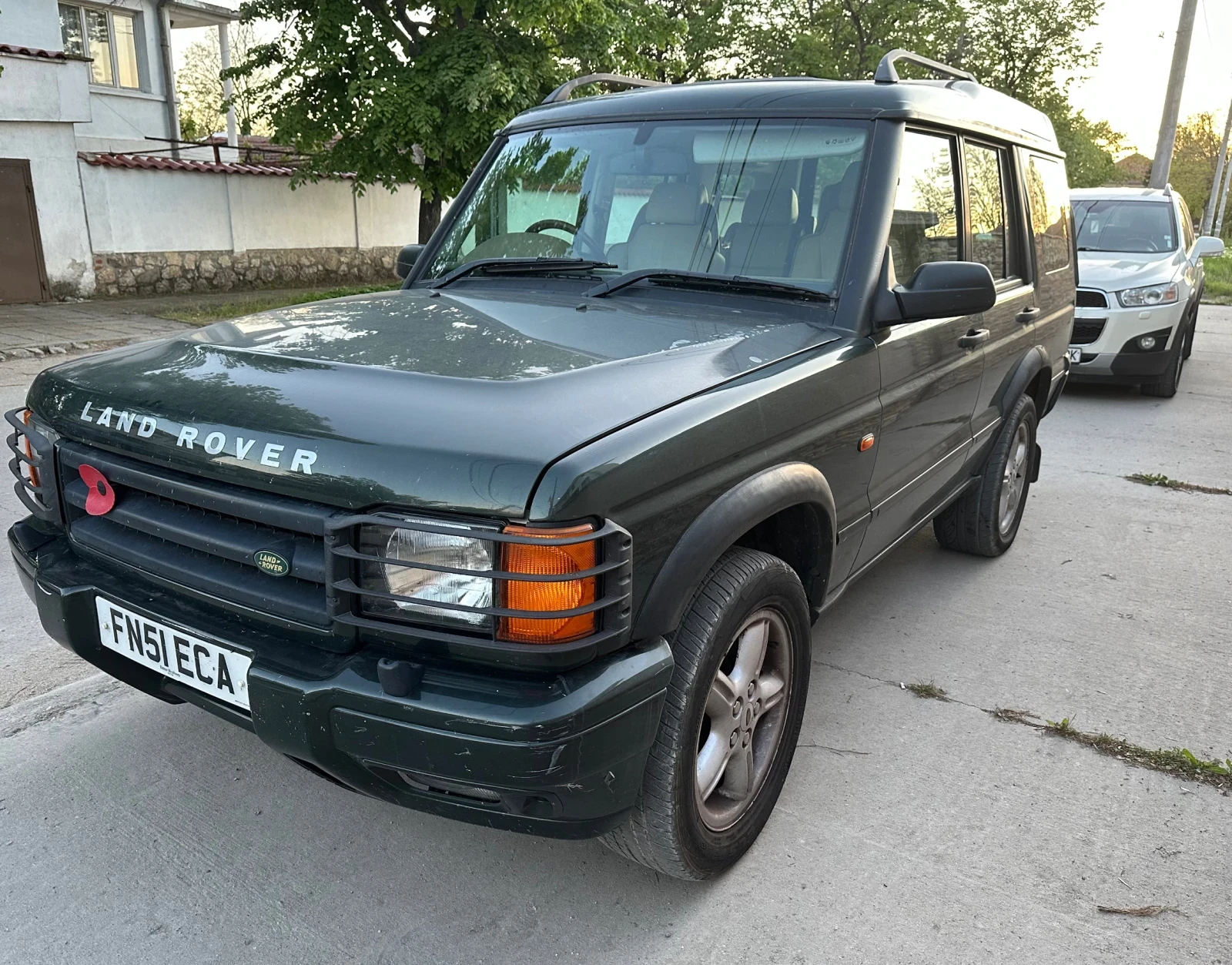 Land Rover Discovery 2.5TD/4X4/КОЖА/ПОДГРЕВ/ПАНОРАМА/КЛИМАТРОНИК/7МЕСТА - изображение 3