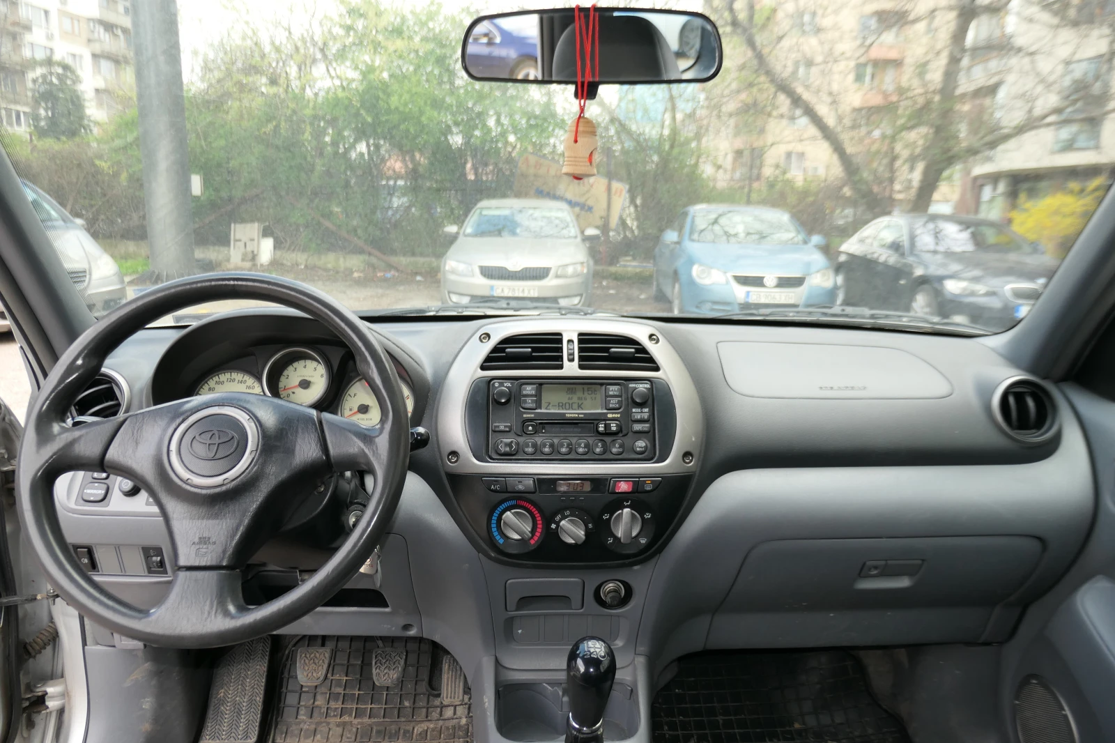 Toyota Rav4 2.0VVTi 4x4 150кс КАСКО 159хКМ ТЕГЛИЧ - изображение 10