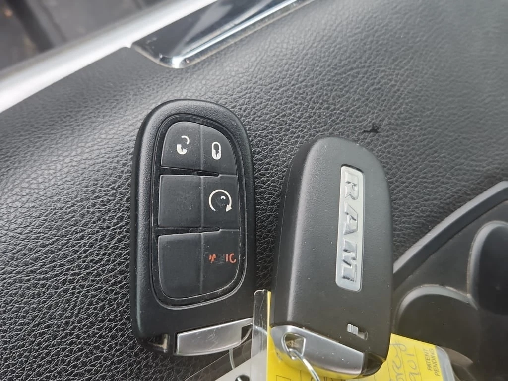 Dodge RAM 1500 * WARLOCK CREW CAB SHORT BED * CARFAX * ��� ������ | Mobile.bg � ����������� 8