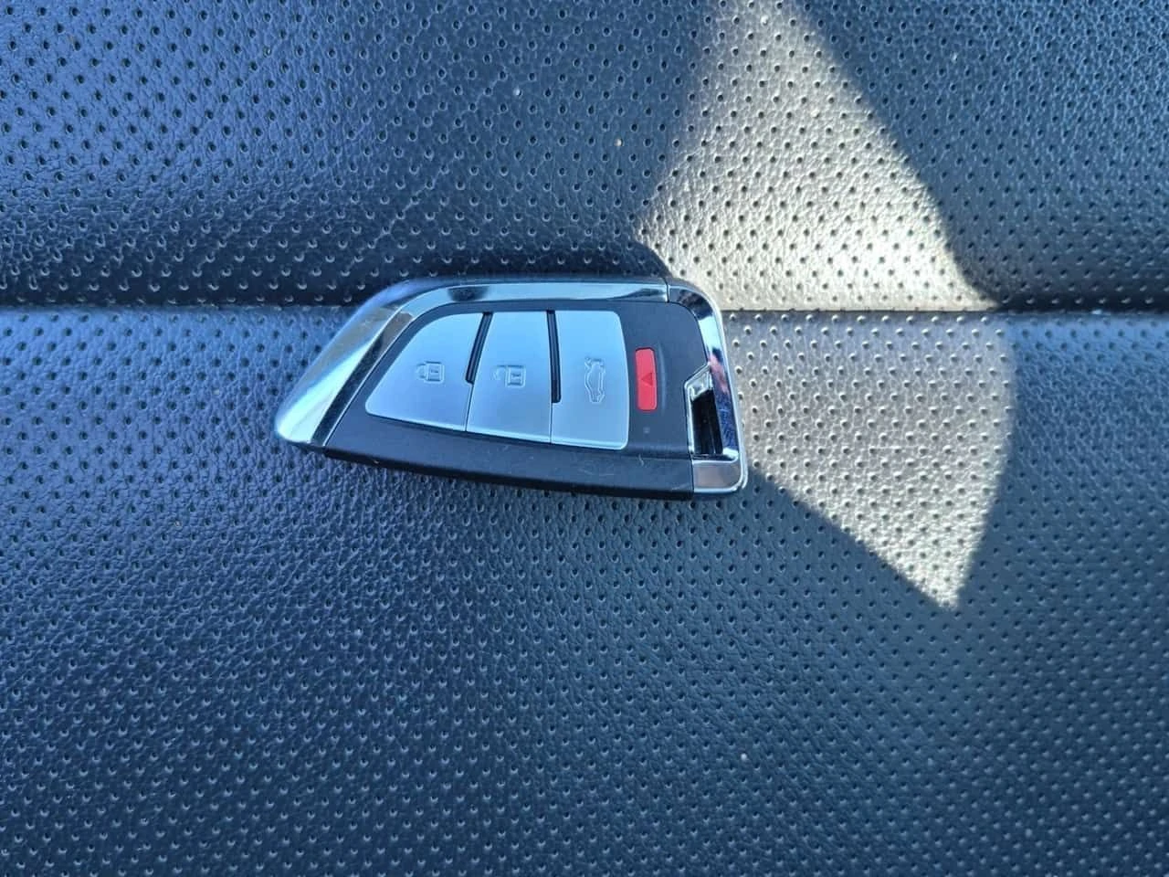 Hyundai Tucson LUXURY/CARFAX/Панорама/Кожа/Подгрев, снимка 10 - Автомобили и джипове - 54113325