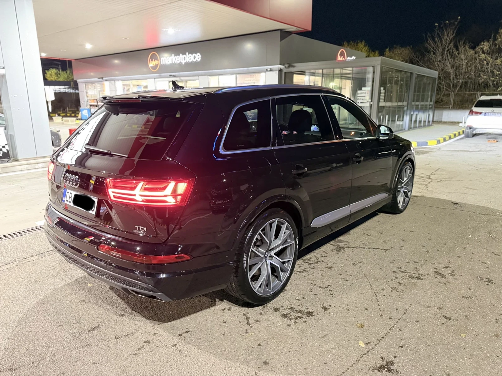 Audi Q7 3.0 TDI TECHNIK SLINE + + + , снимка 6 - Автомобили и джипове - 55081807