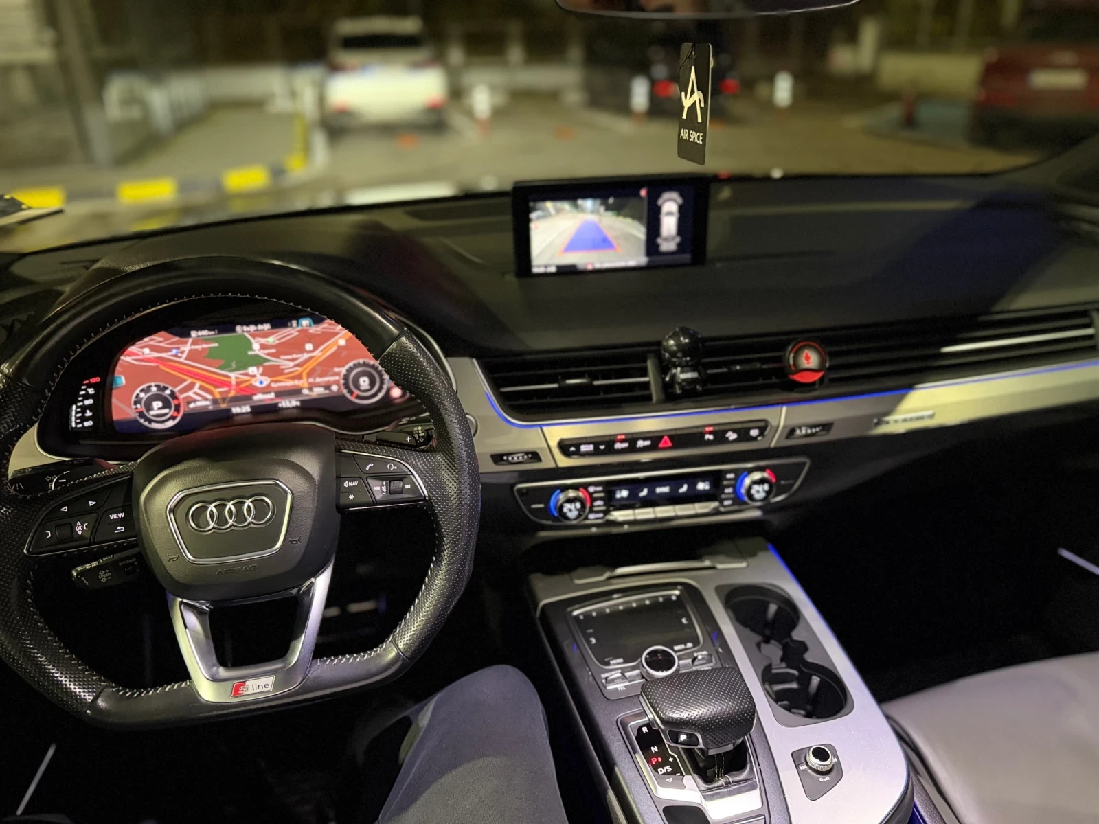 Audi Q7 3.0 TDI TECHNIK SLINE + + + , снимка 12 - Автомобили и джипове - 55081807
