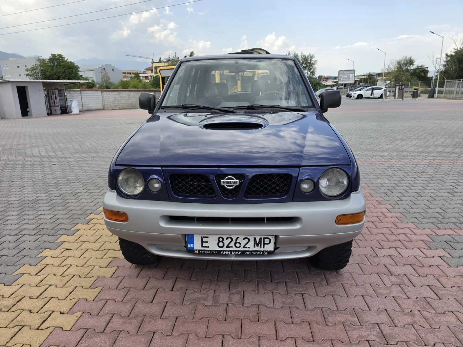 Nissan Terrano 2.7, снимка 8 - Автомобили и джипове - 55900646