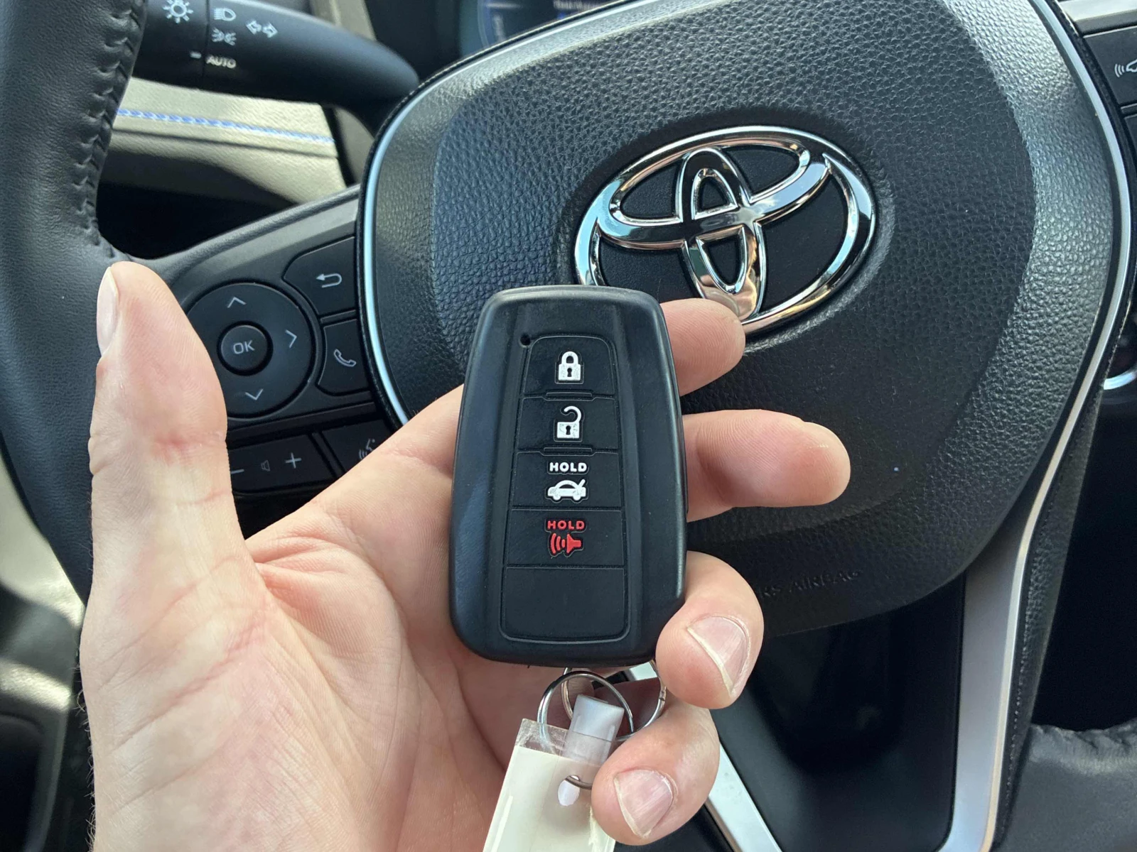 Toyota Rav4 Hybrid XSE, АВТОКРЕДИТ, снимка 17 - Автомобили и джипове - 56023923