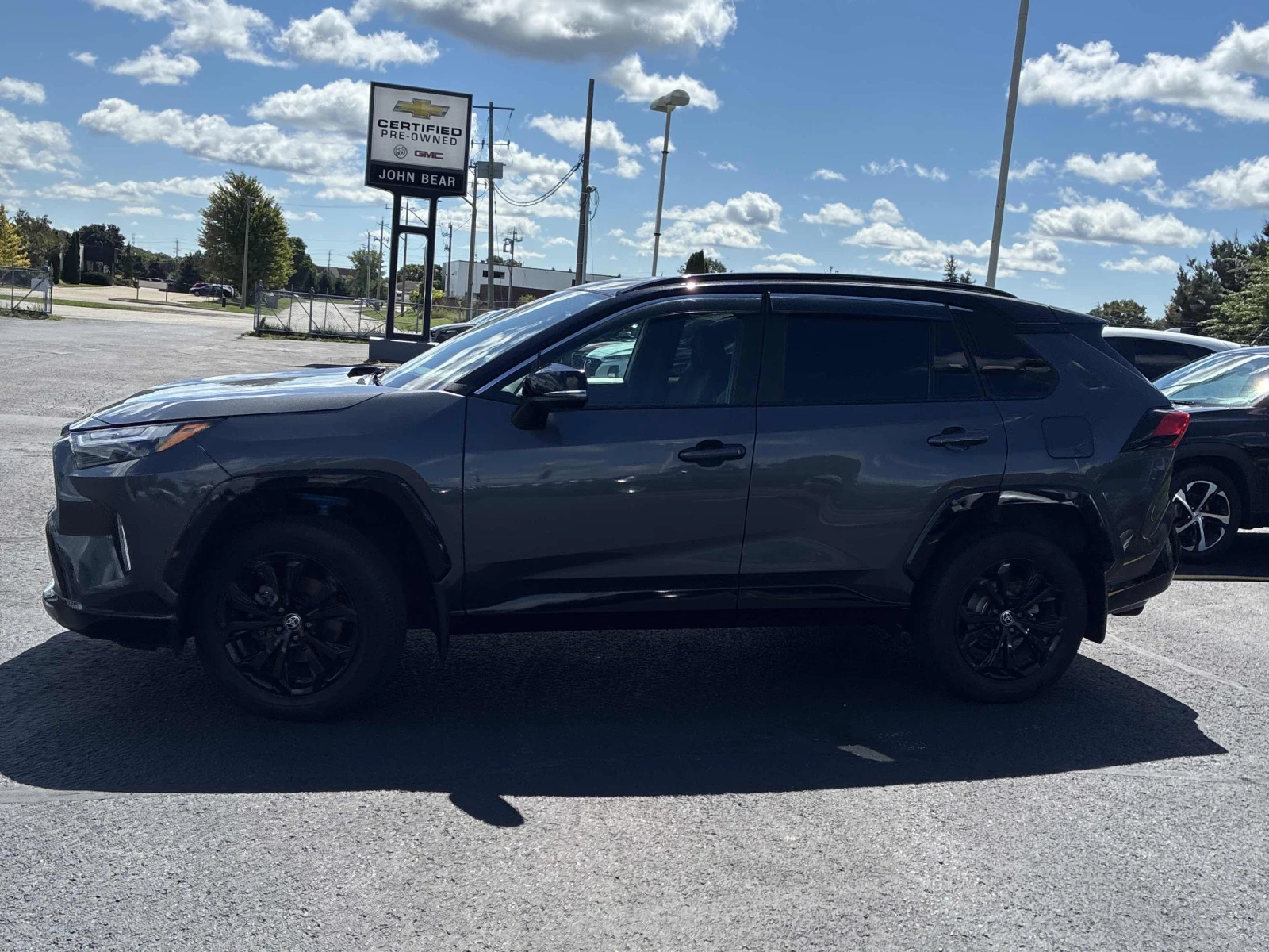Toyota Rav4 Hybrid XSE, АВТОКРЕДИТ, снимка 2 - Автомобили и джипове - 56023923