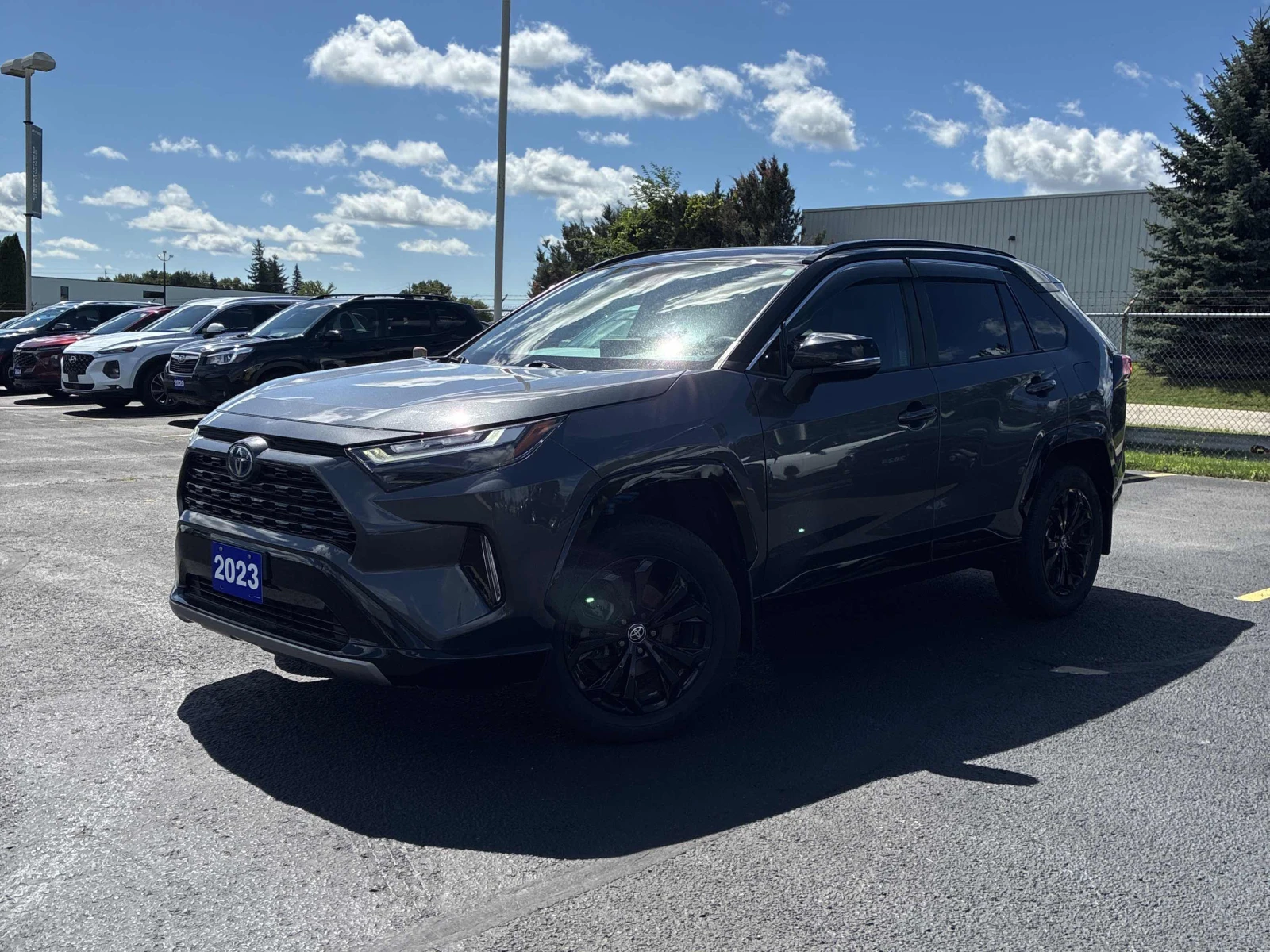 Toyota Rav4 Hybrid XSE, АВТОКРЕДИТ