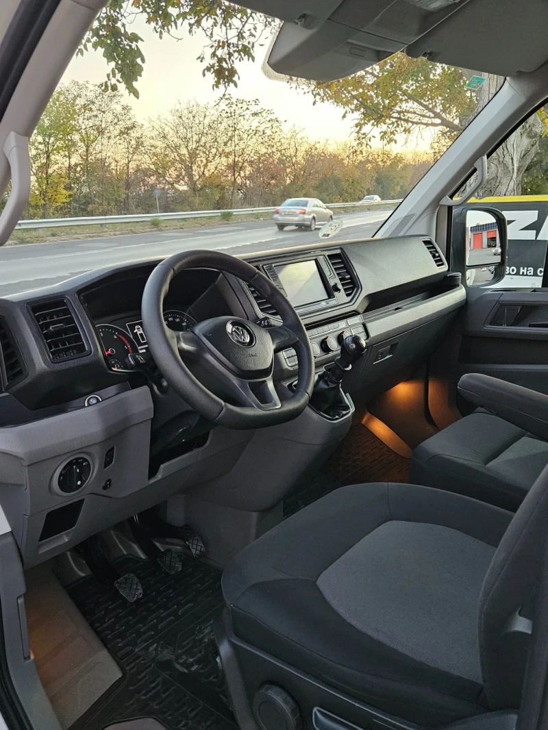 VW Crafter 2.0TDI, снимка 12 - Бусове и автобуси - 47874473