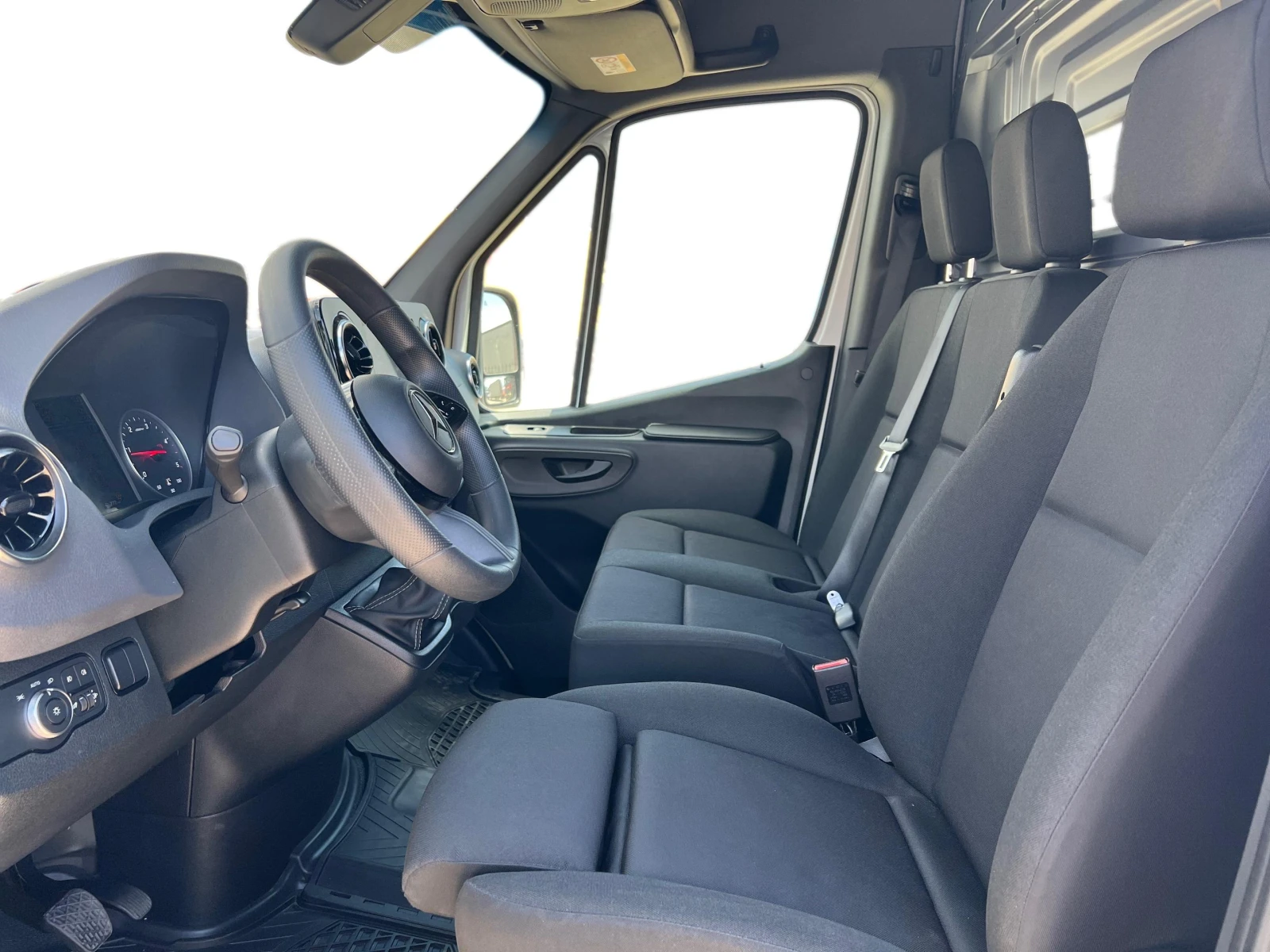 Mercedes-Benz Sprinter 317 KA 4325, снимка 8 - Бусове и автобуси - 53466623
