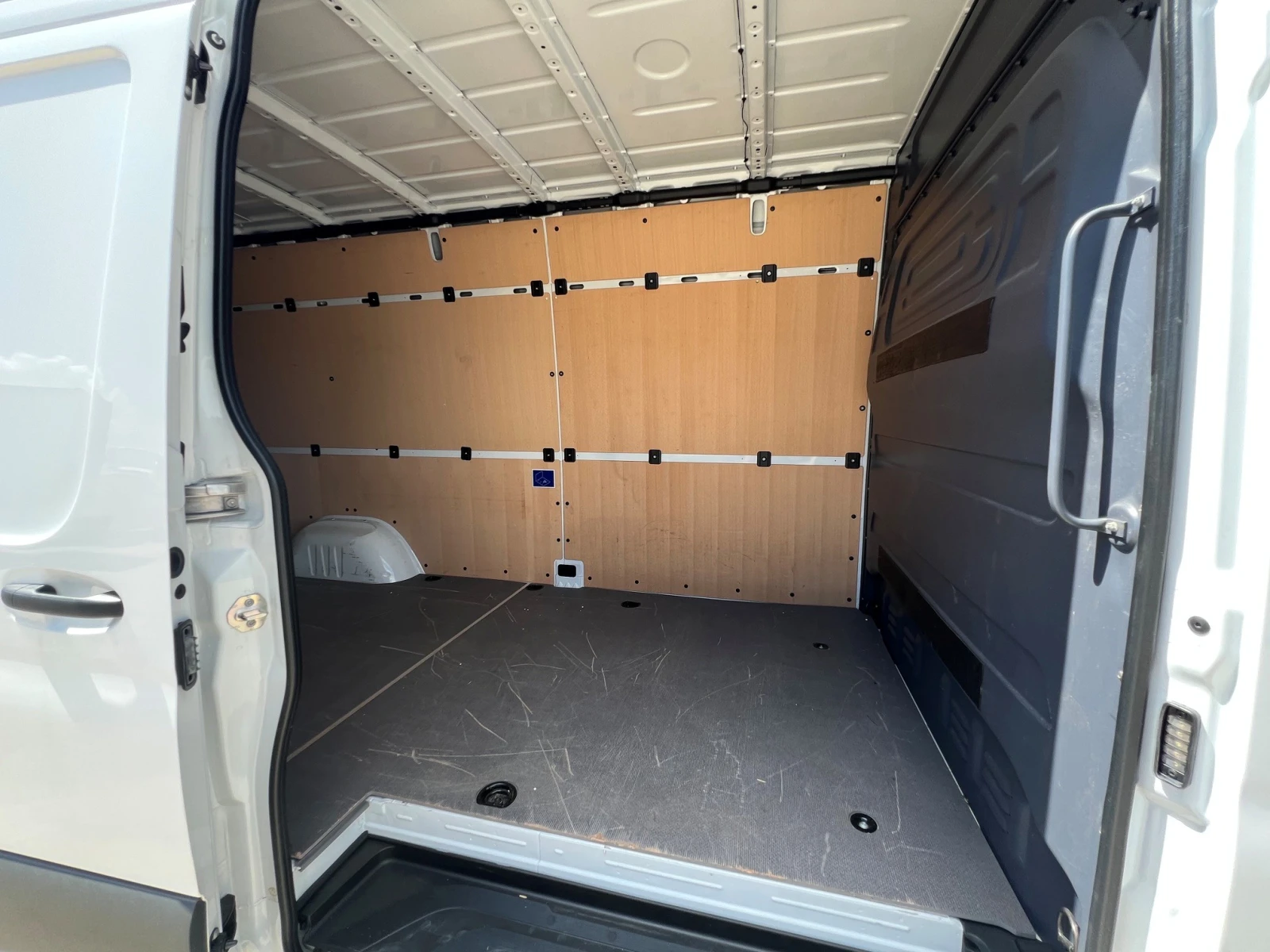Mercedes-Benz Sprinter 317 KA 4325, снимка 14 - Бусове и автобуси - 53466623