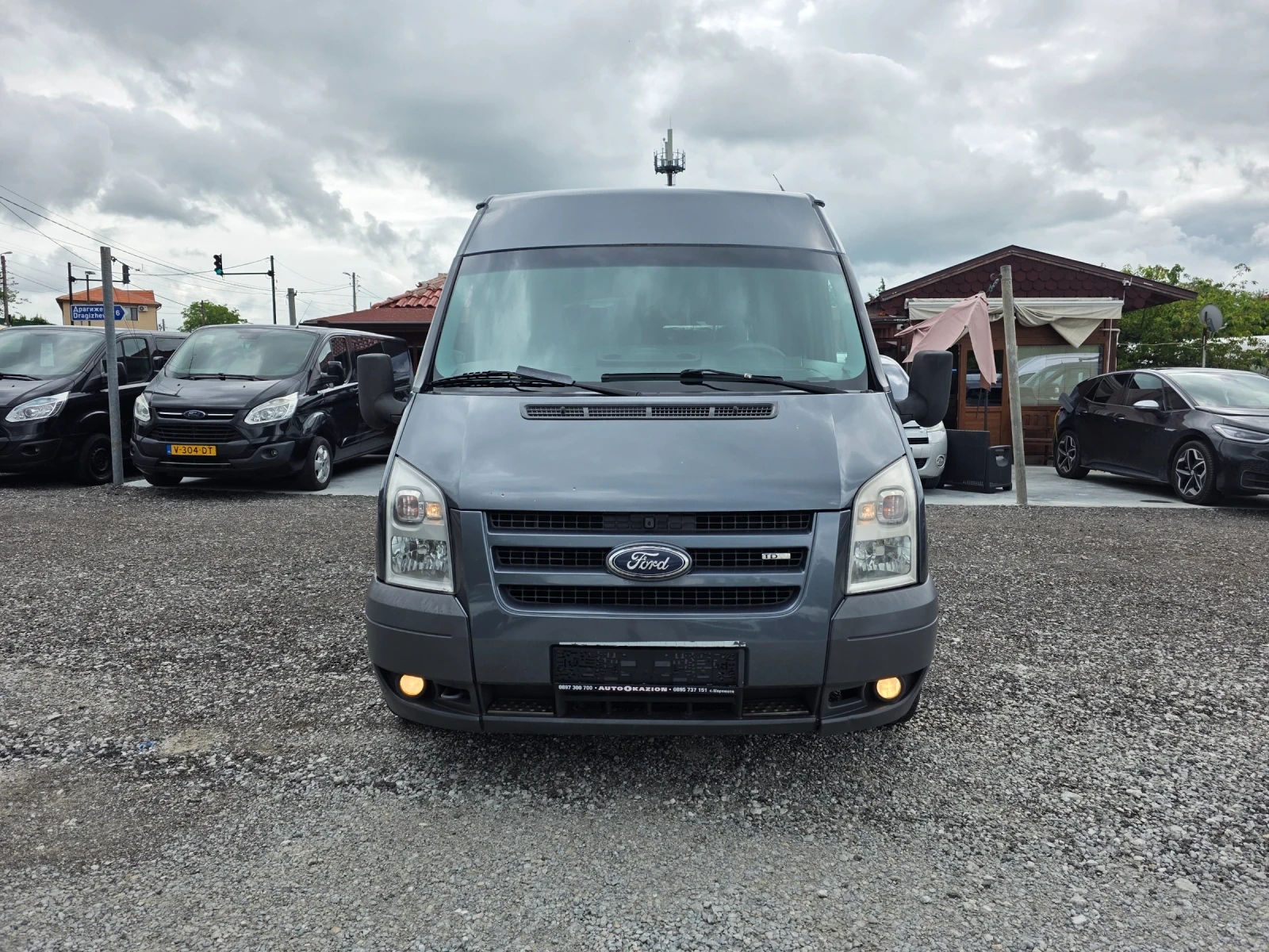 Ford Transit 2.2tdci 5+ 1 Дълга база Климатик, снимка 2 - Бусове и автобуси - 54747568