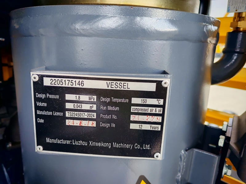 Компресори Друга Bautrax AC130-15, снимка 7 - Индустриална техника - 52331418