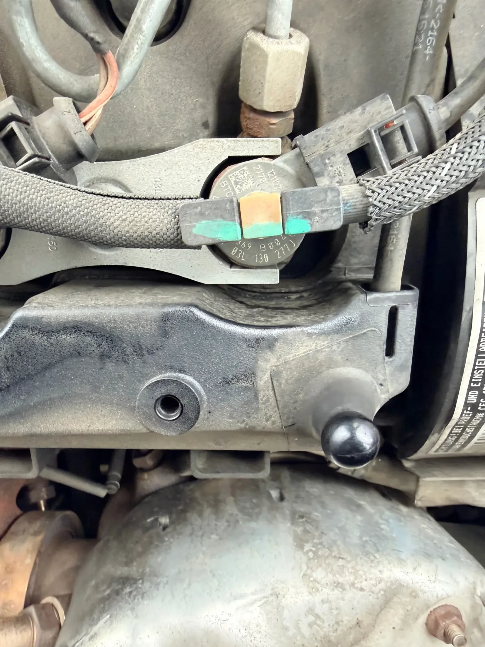 03L130277J Дюза VW AUDI SKODA 2.0TDI 0445110369 0445110 369 03L 130 277J