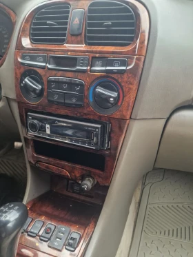 Hyundai Sonata 2.0i газ-бензин , снимка 10