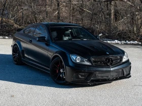 Mercedes-Benz C 63 AMG WIDEBODY * Панорама * Подгрев * HK * Carfax * , снимка 1