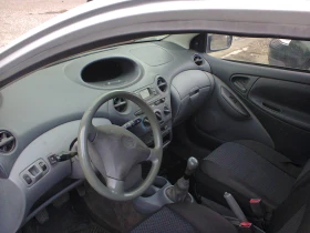 Toyota Yaris 1.0VVT Газ/Бензин, снимка 12