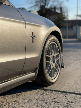 Ford Mustang 3.7 V6 Premium | Mobile.bg    6