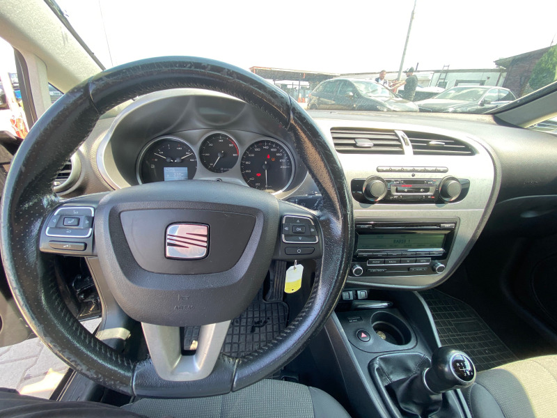 Seat Leon 2.0TDI/140kc, снимка 6 - Автомобили и джипове - 46101520