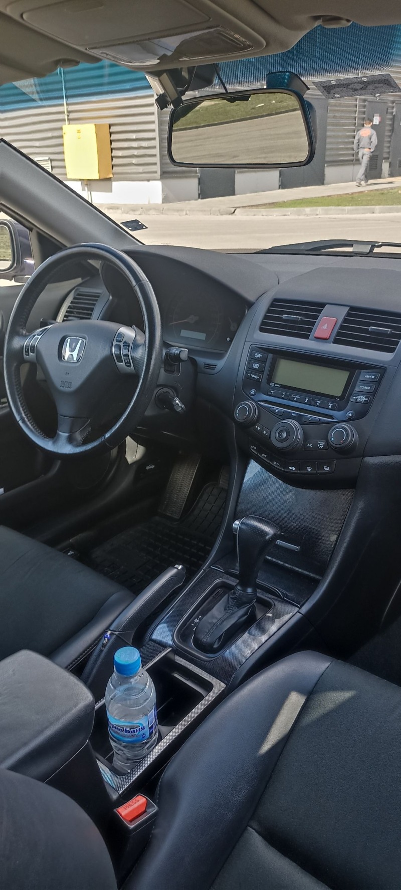 Honda Accord 2.0 Vtec, снимка 6 - Автомобили и джипове - 46790481