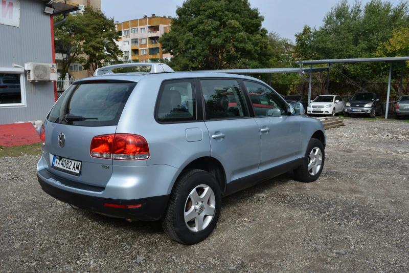 VW Touareg 2.5 TDI, снимка 4 - Автомобили и джипове - 47323613