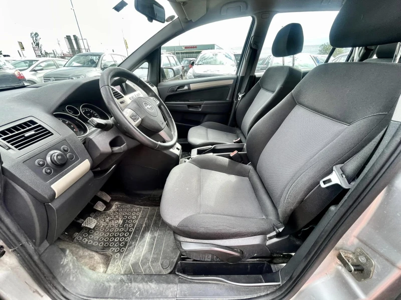 Opel Zafira 1.8 GAZ 7-места, снимка 9 - Автомобили и джипове - 47554870