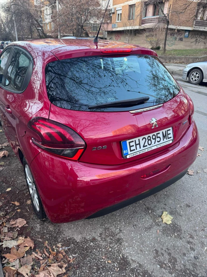 Peugeot 208, снимка 3 - Автомобили и джипове - 48372659