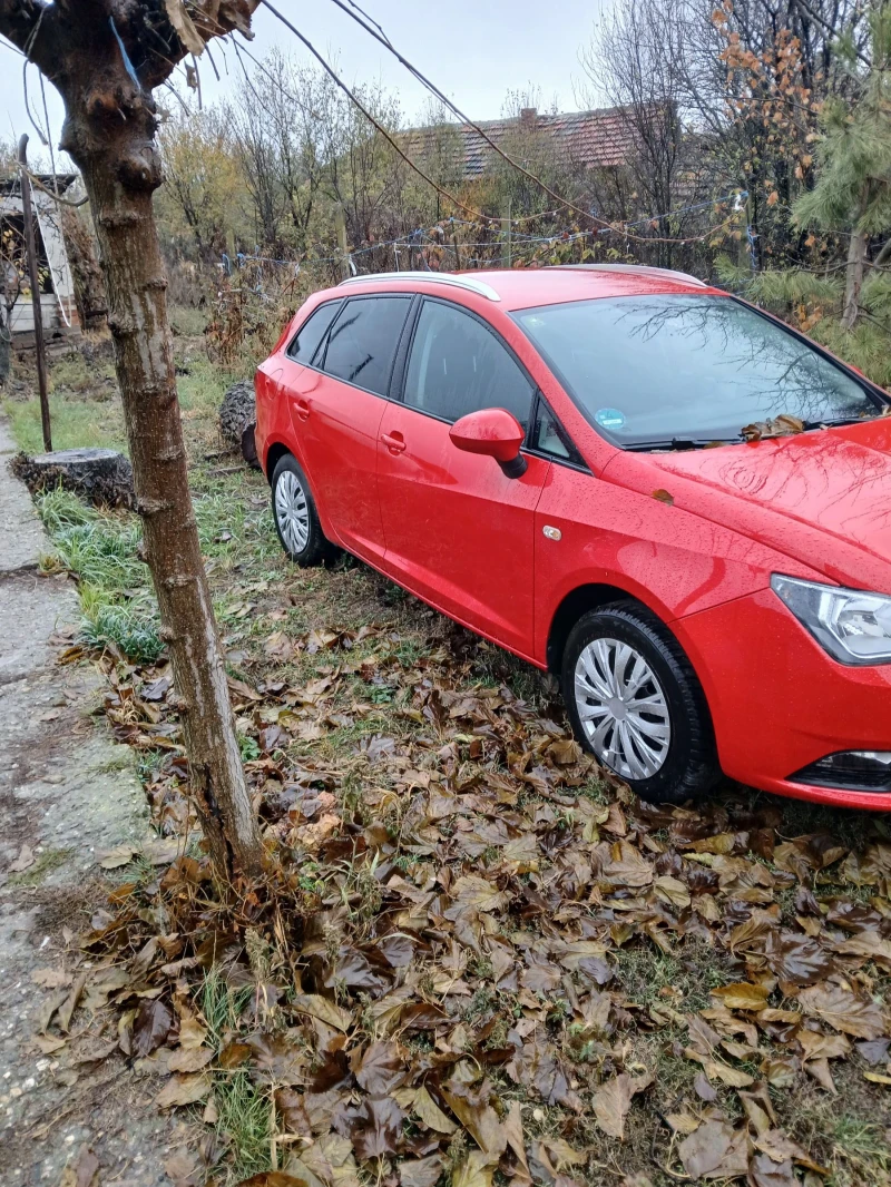 Seat Ibiza комби, снимка 4 - Автомобили и джипове - 48459940