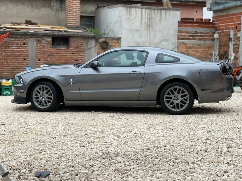 Ford Mustang 3.7 V6 Premium, снимка 3 - Автомобили и джипове - 51164746