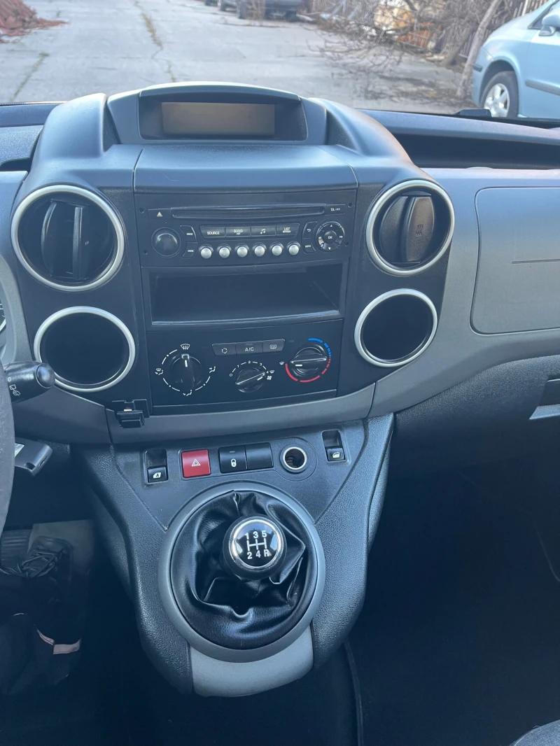 Citroen Berlingo 1.6-hgi, снимка 11 - Автомобили и джипове - 53033701