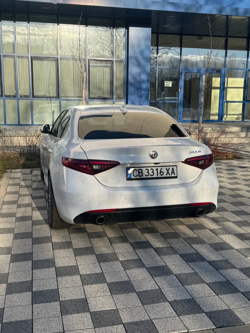 Alfa Romeo Giulia, снимка 4 - Автомобили и джипове - 53155082