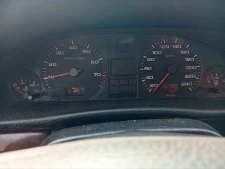 Audi 100, снимка 3 - Автомобили и джипове - 54611281