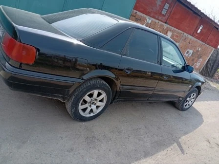 Audi 100, снимка 6 - Автомобили и джипове - 54611281