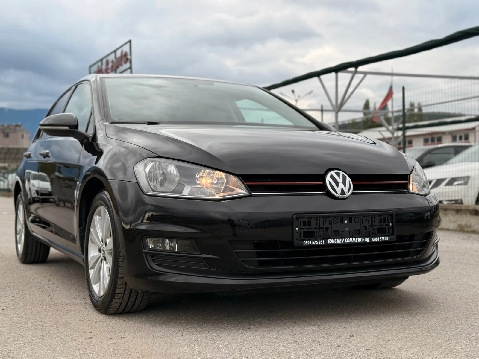 VW Golf 1.6-TDI-178.000km-REALNI-TOP-NEW-NAVI-AVTOPILOT, снимка 1