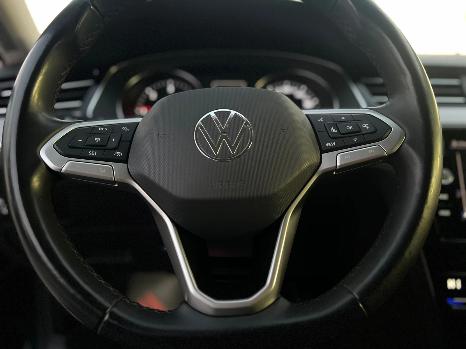 VW Passat 2.0 TDI 150ps, BUSINESS , СОБСТВЕН ЛИЗИНГ/БАРТЕР  | Mobile.bg — изображение 11