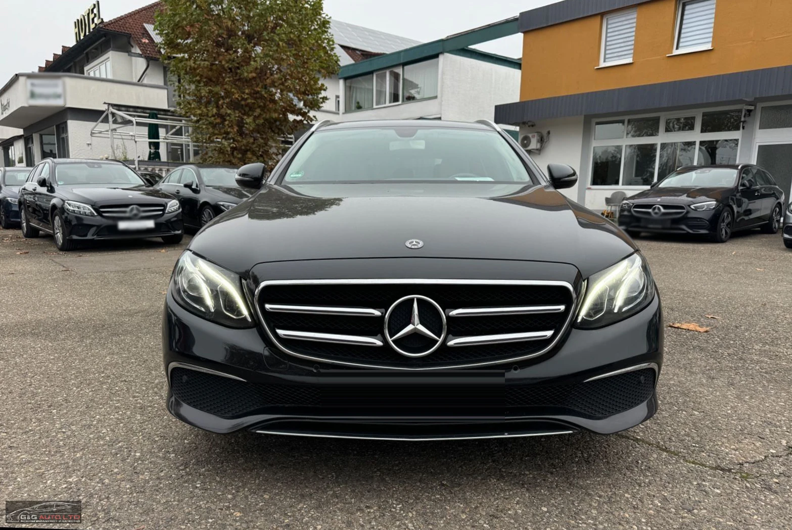 Mercedes-Benz E 200 160HP/WIDESCREEN/LED/NAVI/AMBI/CAM/TEMP/504v - изображение 2