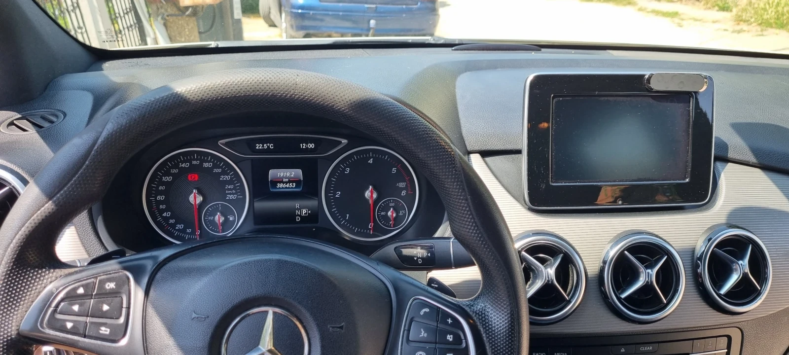 Mercedes-Benz B 200  - изображение 5