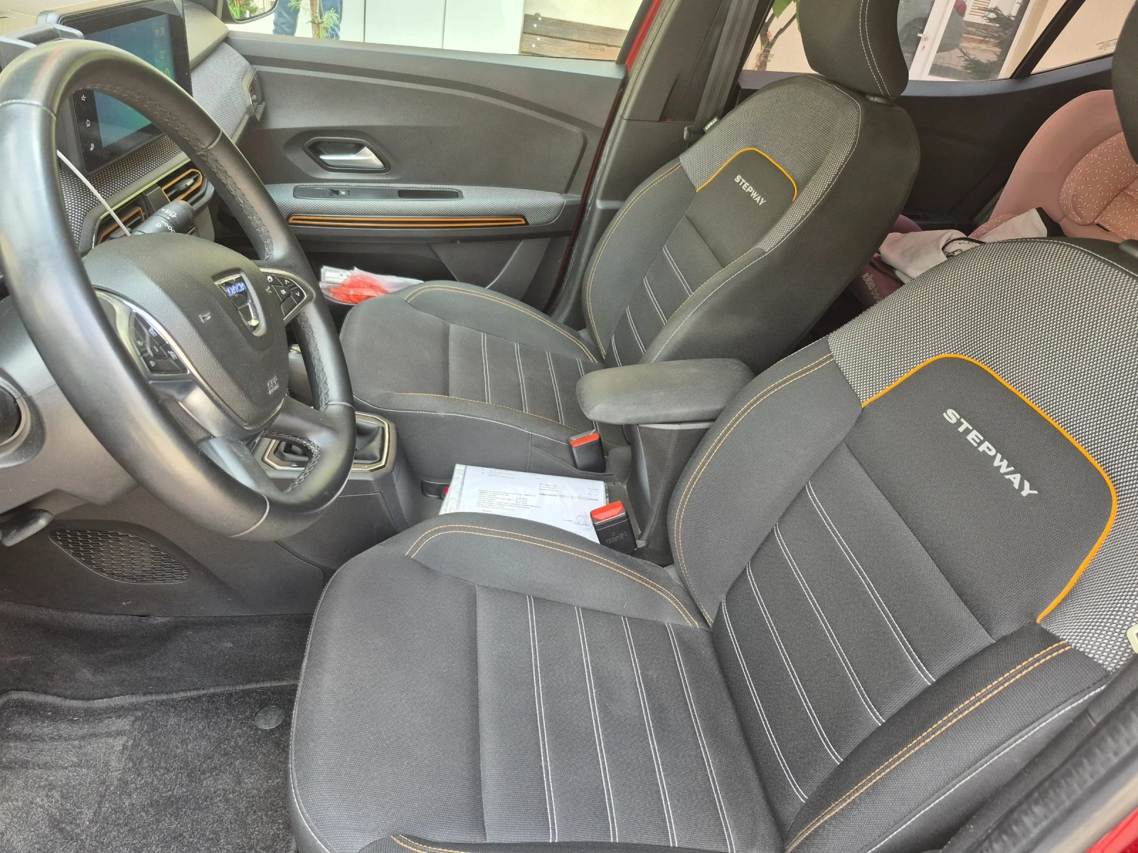 Dacia Sandero Suv - изображение 4
